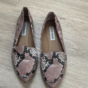 Steve Madden Blush Snake Pattern Loafers